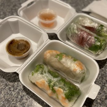 Pho 20 - Shrimp and Pork Summer Rolls and Grilled Sausage Summer Roll - Vietnamese Near Me - Philadelphia, Pennsylvania Pho 20 - Shrimp and Pork Summer Rolls and Grilled Sausage Summer Roll - Vietnamese Near Me - Philadelphia, Pennsylvania