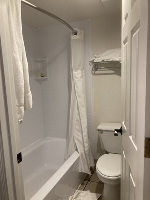 Pines Inn & Suites by null