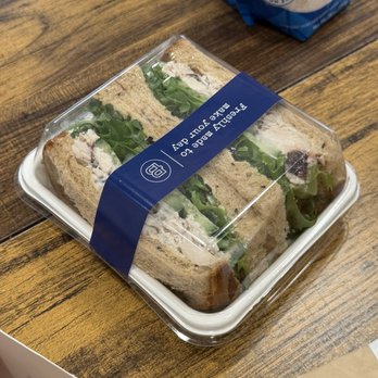 Paris Baguette - Coffee & Tea Near Me - Irvine, California Paris Baguette - Coffee & Tea Near Me - Irvine, California