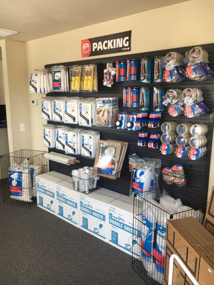 STORE MORE AMERICA DELANO 16 Photos 415 S Lexington St, Delano