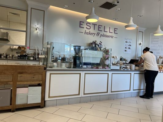 Estelle Bakery & Pâtisserie by null