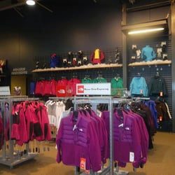 DICK'S Sporting Goods