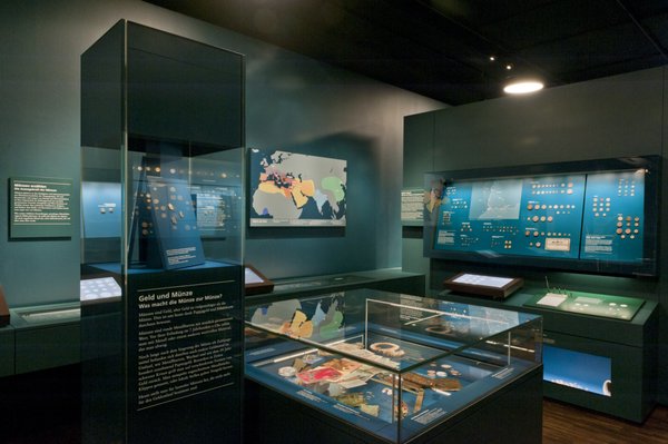 Basel Historical Museum – Musikmuseum by null