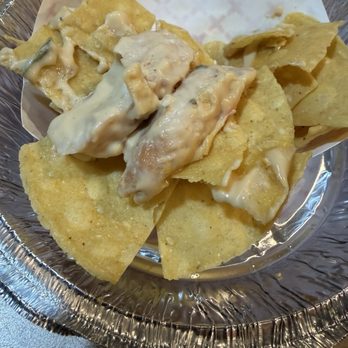 Hudson Grille- Kennesaw - Loaded Queso (they added chicken) - American Near Me - Kennesaw, Georgia Hudson Grille- Kennesaw - Loaded Queso (they added chicken) - American Near Me - Kennesaw, Georgia