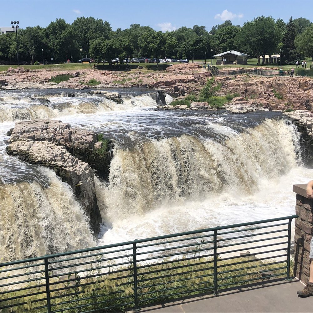 Falls Park - Parks Near Me - Sioux Falls, South Dakota Falls Park - Parks Near Me - Sioux Falls, South Dakota