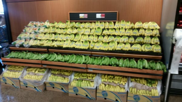 VICENTE’S SUPERMARKET - Updated June 2025 - 13 Photos - 160 Pleasant St