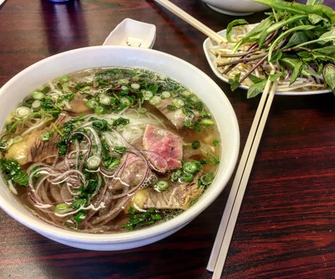 Pho Cuong by null