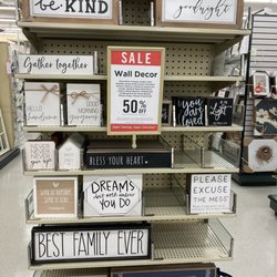 Hobby Lobby - So many wall hanging affirmations, 05.01.2023.