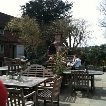 Griffin Inn - Pubs Near Me - Uckfield, ESX