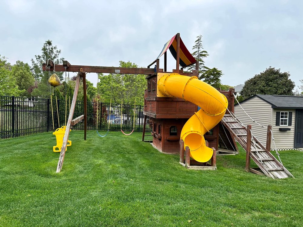 BLUEROCK SERVICES 12 Photos 1120 Campus Dr W, New