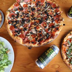 Zeeks Pizza - Zeek's for the win while watching the Huskies/Michigan National Championship Football