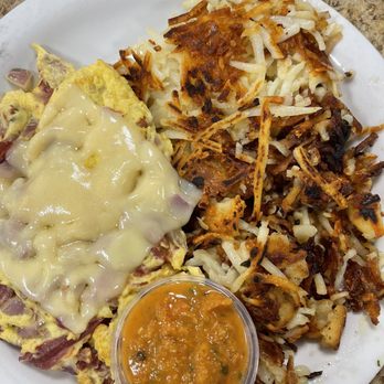 Carolyn's Cafe - Deli Scrambler with hash browns & salsa - Breakfast & Brunch Near Me - Redlands, California