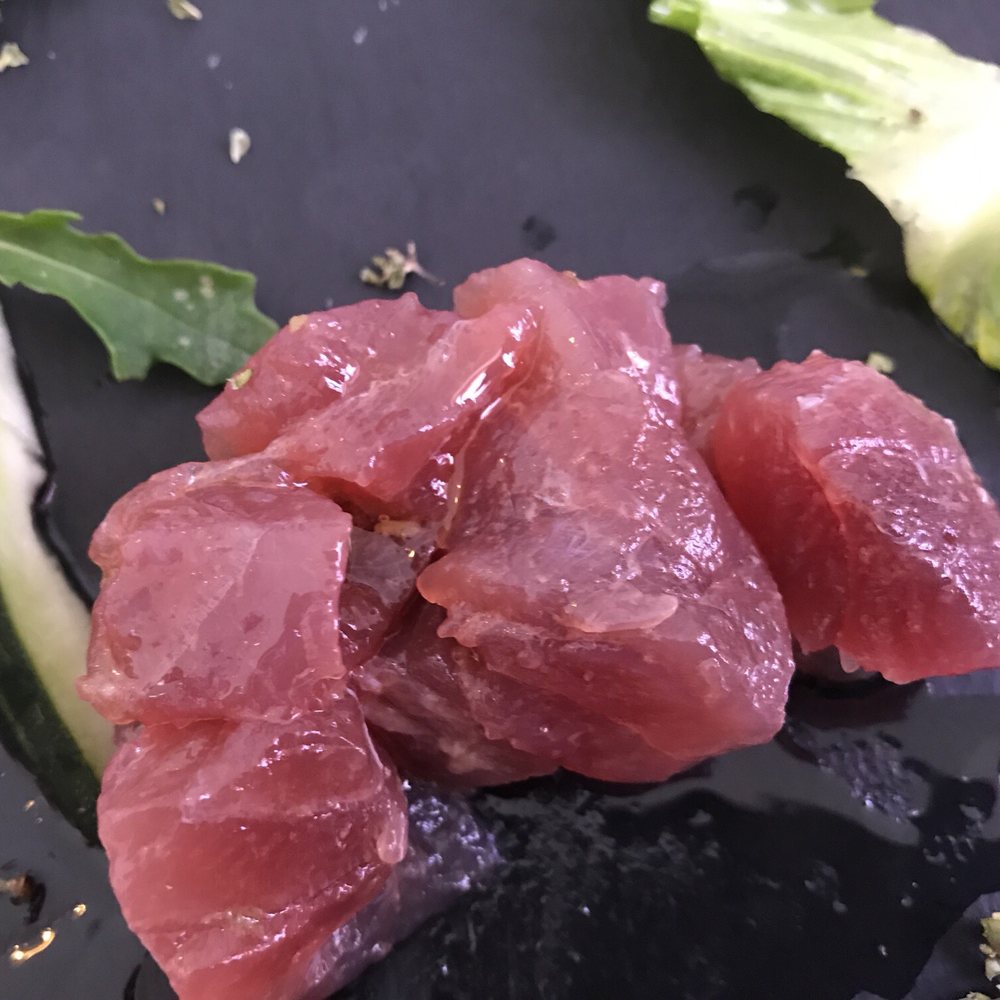 Poesia - Tuna Tartare - Italian Near Me - Roca Vecchia, LE