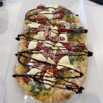 Lighthouse Grill - Flatbread - American Near Me - Lake George, New York