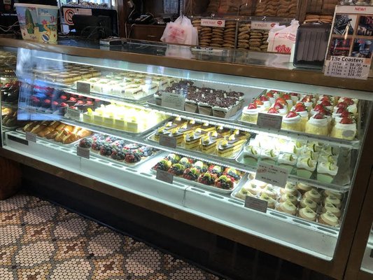 Veniero's Pasticceria & Caffe by null