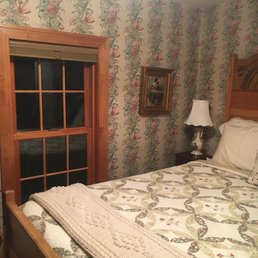 Guest house suite. So nice!