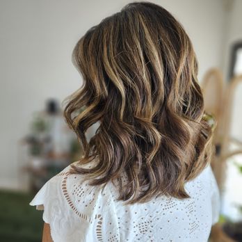 Willows Mane Studio - Hair by IG: MirandaPenrose - Hair Salons Near Me - Vacaville, California