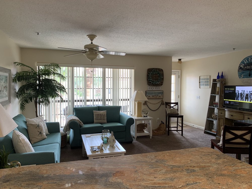 FACTORY DIRECT FURNITURE 39 Photos & 15 Reviews Furniture Stores 20720 Panama City Beach