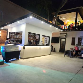 Hellyeah - The view back into the restaurant - Tacos Near Me - Belton, Texas