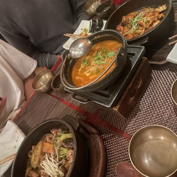 HanGawi - mushroom sizzler in a hot plate, spicy grilled todok, spicy tofu kimchi hot pot - Vegetarian Near Me - New York, New York HanGawi - mushroom sizzler in a hot plate, spicy grilled todok, spicy tofu kimchi hot pot - Vegetarian Near Me - New York, New York