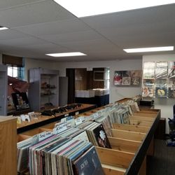 Record Dugout Used Records