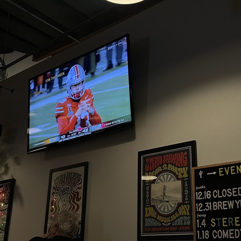 Stereo Brewing - Breweries Near Me - Placentia, California