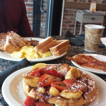 Ball Square Cafe - Breakfast & Brunch Near Me - Somerville, Massachusetts