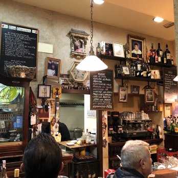 Los Claveles - Spanish Near Me - Seville, SE