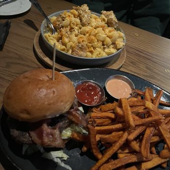 TAVERN IN THE SQUARE - Updated September 2025 - 33 Photos & 37 Reviews