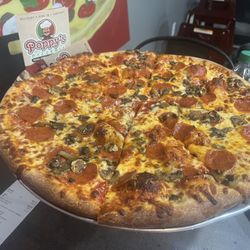 Poppy's Pizzeria - Large pepperoni and mushroom pizza