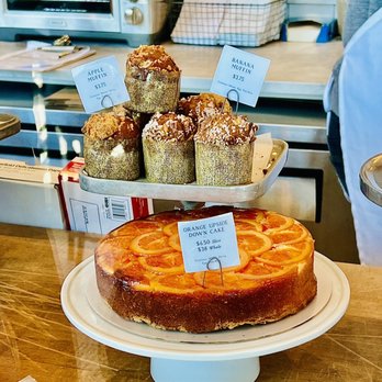 Tatte Bakery & Cafe | Clarendon - Orange Upside-Down Cake!....Interesting. - Coffee & Tea Near Me - Arlington, Virginia