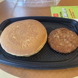 McDonald's - Hotcakes & Sausage