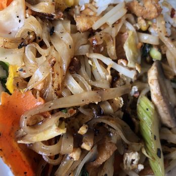 Thai Tom - Phad Thai - Thai Near Me - Seattle, Washington