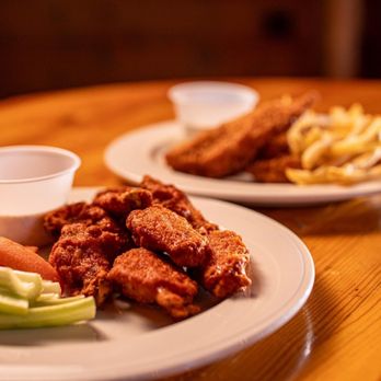Lakeshore Resort - Chicken Wings - Resorts Near Me - Lakeshore, California Lakeshore Resort - Chicken Wings - Resorts Near Me - Lakeshore, California