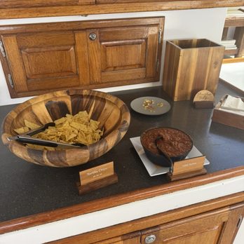 Alii Nui Sailing Charters - Chips and salsa - Tours Near Me - Wailuku, Hawaii