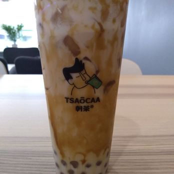 Tsaocaa - Caramel Bubble Milk Black Tea with Milk Foam and Oreo - Ice Cream & Frozen Yogurt Near Me - Indianapolis, Indiana