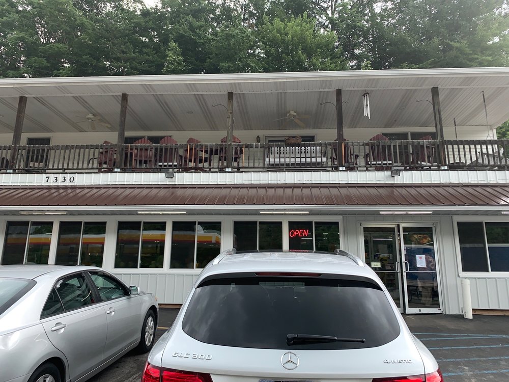 DAVIS PRODUCE Updated August 2024 7330 S Ky Rt 321, Hagerhill