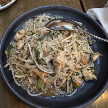 Le Thai - Pad Thai - Thai Near Me - Las Vegas, Nevada
