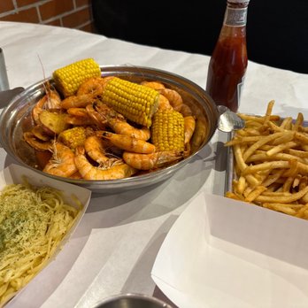 Cap't Loui - 2lb shrimp, lemon pepper fries, garlic noodles - Seafood Near Me - Cupertino, California