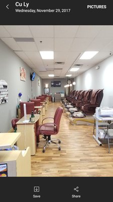 AT Nails by null