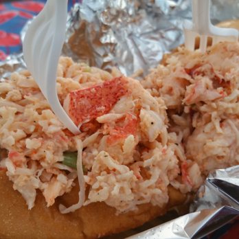 Monsta Lobsta - Monsta Lobsta roll $13 - Food Trucks Near Me