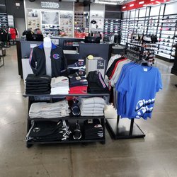Shoe Palace