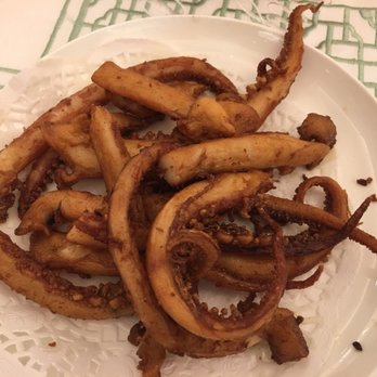 美心皇宮 - Salt & pepper squid. 椒鹽魷魚 - Cantonese Near Me - Hong Kong, HK 美心皇宮 - Salt & pepper squid. 椒鹽魷魚 - Cantonese Near Me - Hong Kong, HK