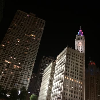 Shoreline Sightseeing - Architectural Tours Near Me - Chicago, Illinois