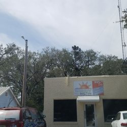 Sunny 105.7 FM - Popped in to say hi. They are next door to my art gallery where I take lessons. I miss my radio days sometimes.