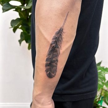 Golden Eye Tattoo Studio - Jocelyn did an absolutely amazing job recreating this hawk feather!!! - Tattoo Near Me - Diamond Bar, California Golden Eye Tattoo Studio - Jocelyn did an absolutely amazing job recreating this hawk feather!!! - Tattoo Near Me - Diamond Bar, California