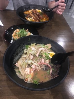 Enza Ramen by null