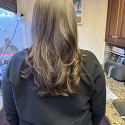 Melia's Hair Hut - So pretty!
