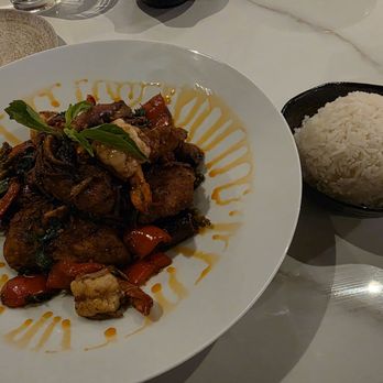 Krata - The Spicy Seafood and Duck Curry were both full of flavor and tasted amazing! - Thai Near Me - Harbor City, California