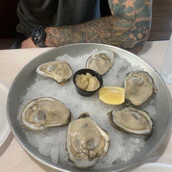 The Juicy Crab - Raw oysters - Seafood Near Me - Jacksonville, Florida